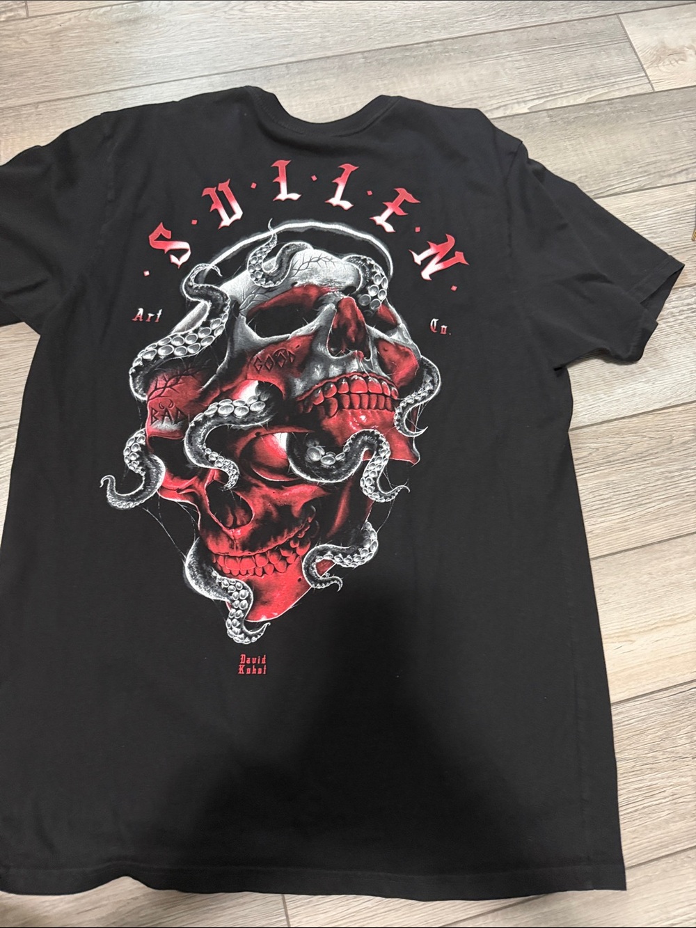 Sullen Black Short-Sleeve Graphic Tee — Red Skull Design